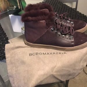 BCBG Bordeaux sneakers